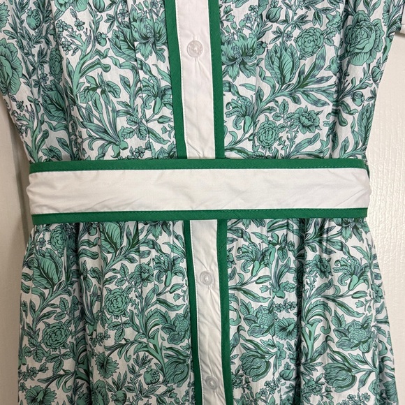 Large Entro Elegant Green Floral Dress - Picture 4 of 6